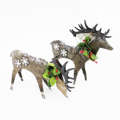 Wholesale Rustic Deer Miniature Home Decoration Accessories with Grass Wreath and Snowflakes Christmas Ornaments Home Decor