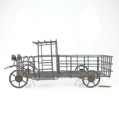 New Product OEM ODM Rustic Vintage Style Truck Shaped Fruit Metal Wire Basket For Garden Home Kitchen PUB Decor